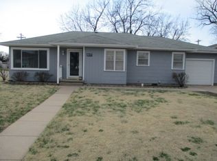615 S Main St, Hillsboro, KS 67063