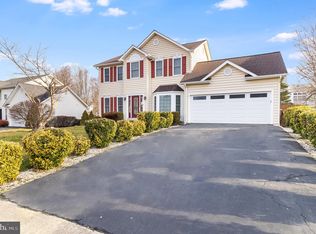 16 Whitestone Dr, Stafford, VA 22556