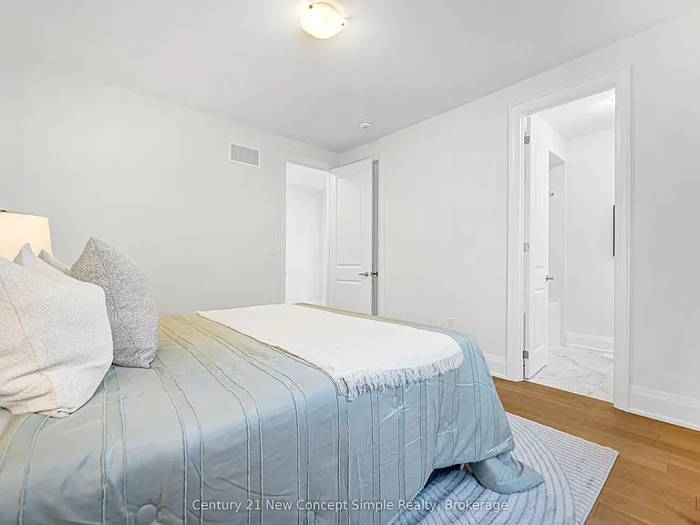 178 Leslie Richards St — Photo 32