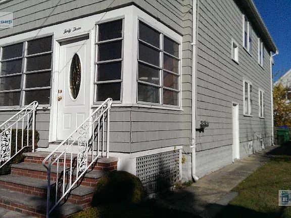 3rd image of 43 Winter St #1