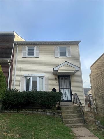1st image of 144 E Elm St