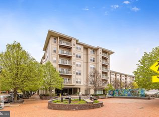 8045 Newell St APT 503, Silver Spring, MD 20910