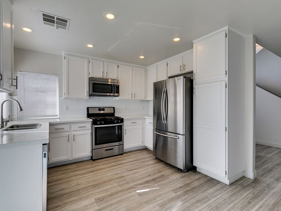 1st image of 1000 Miradero Ln