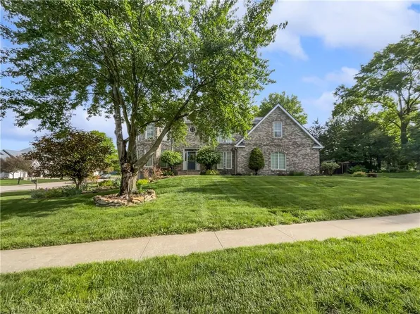 102 Shawna Dr, Kearney, MO 64060