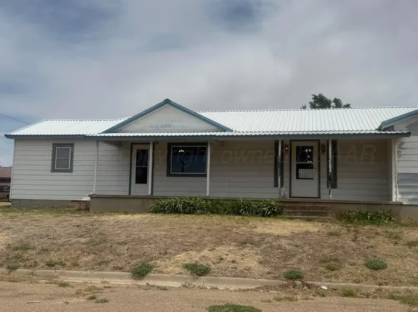 901 Lindberg St, Skellytown, TX 79080