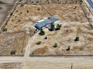 12133 Buttonwood Rd, Phelan, CA 92371