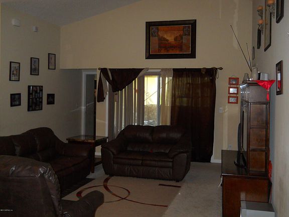4th image of 13692 Goodson Pl