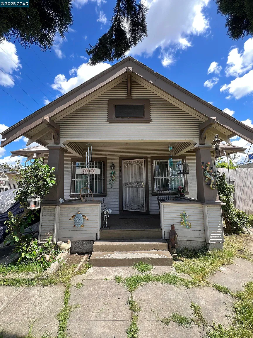 1326 S Stanislaus St photo 1