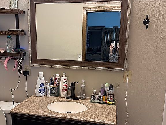 4th image of 104 Tillery Rd