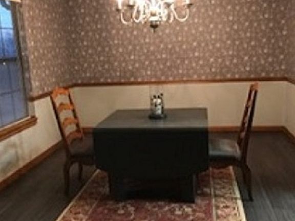 4th image of 18610 Sleepy Hollow Lane