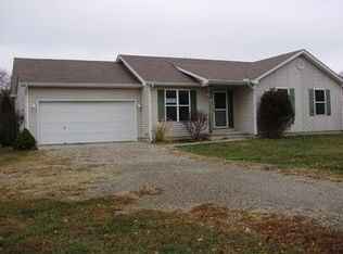 8786 Waynes Way, Blanchester, OH 45107