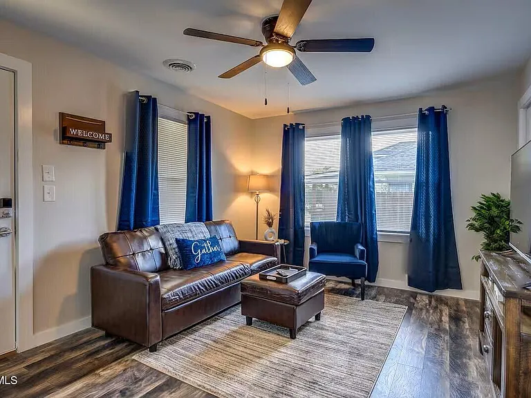 1330 E Sevier Ave — Photo 4