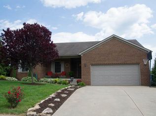 312 Man O War Dr, Lawrenceburg, KY 40342