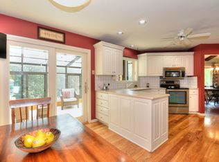 3494 Paradise Dr, West Bend, WI 53095
