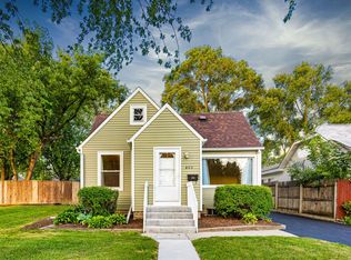 405 Brierhill Dr, Round Lake Park, IL