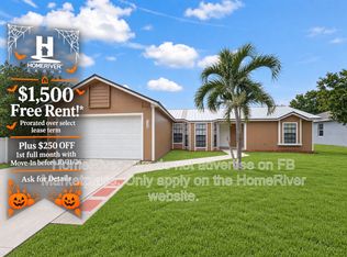 1720 SW 3rd Pl, Cape Coral, FL 33991