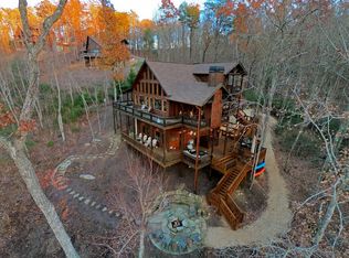 831 Green Ridge Rd, Blue Ridge, GA 30513