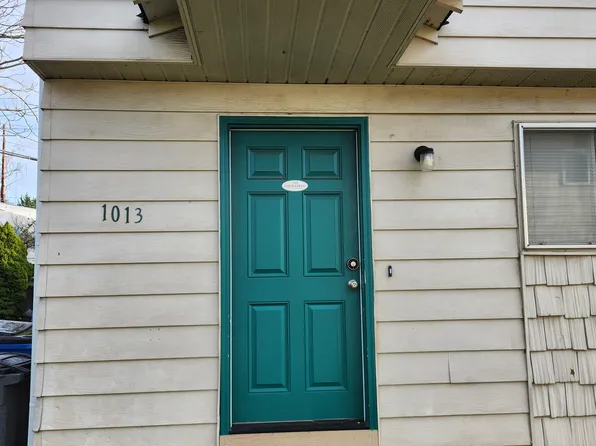 1017 W 39th St, Vancouver, WA 98660