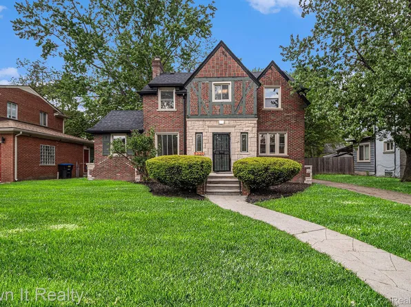 9320 W Outer Dr, Detroit, MI 48219