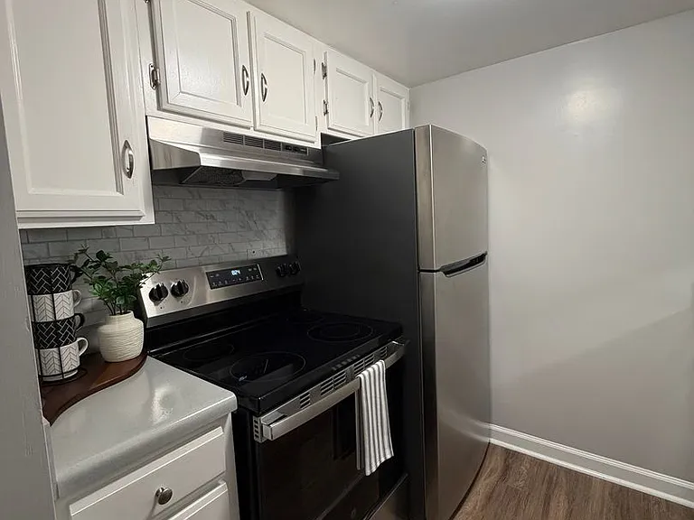 260 Brookwood Ave — Photo 25