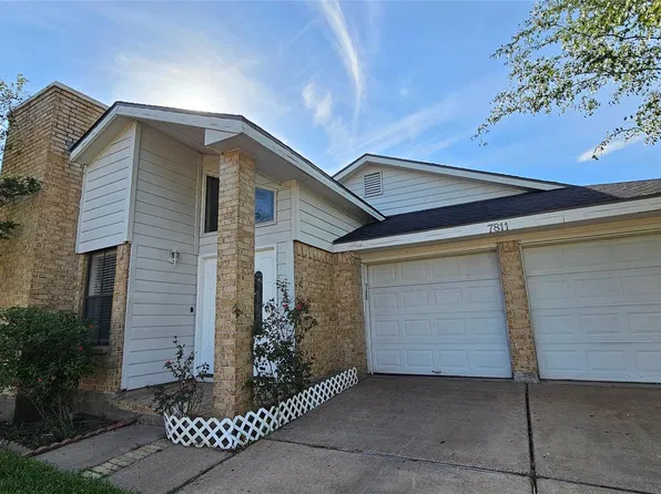 7811 Chinon Cir, Houston, TX 77071