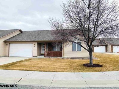 4 Stoney Creek Dr, Scottsbluff, NE, 69361