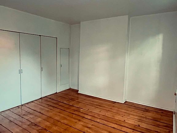 4th image of 601 Tremont St #4