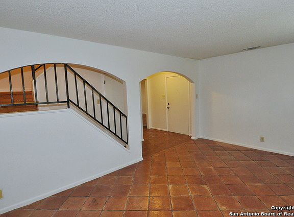 4th image of 5830 N ARCHWOOD