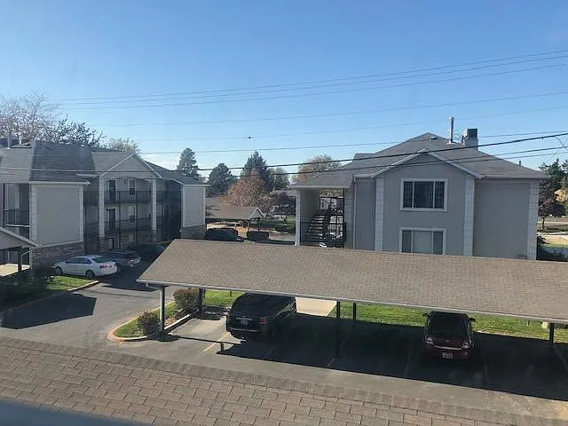 915 N 500 W #24 — Photo 25