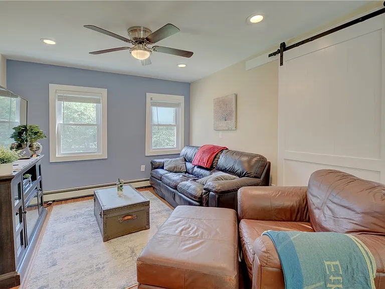 535 Ten Rod Rd #B — Photo 15