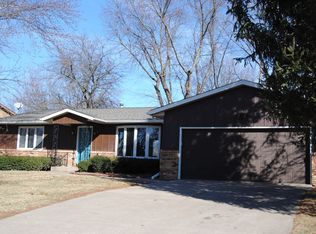 4217 Spring St, Davenport, IA 52807