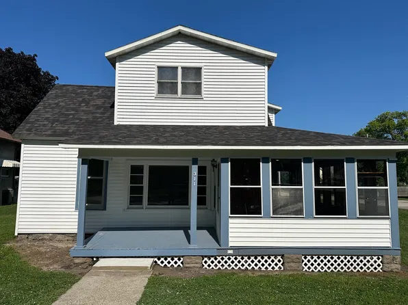 311 S Clay St, Morocco, IN 47963
