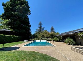 22 Fairway Dr, Chico, CA 95928