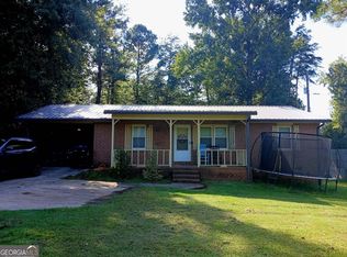 1147 N McDonough Rd, Griffin, GA 30223