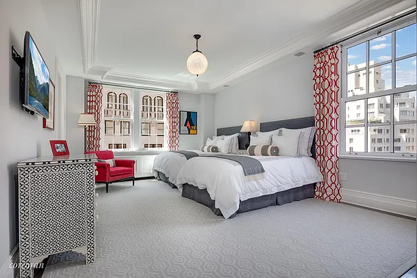 Sold by Corcoran | media 11