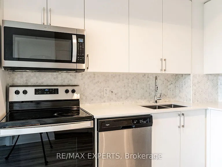 3220 Sheppard Ave E #216 — Photo 14