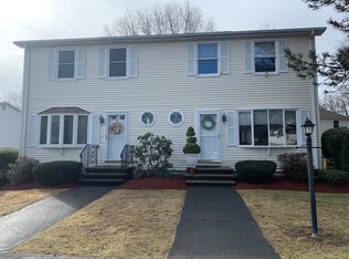 18 Northwoods Cir, Woburn, MA 01801
