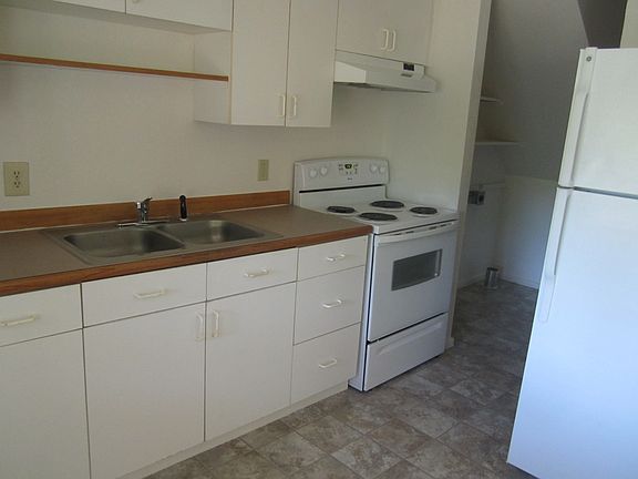 4th image of 3231 NE California St Unit A