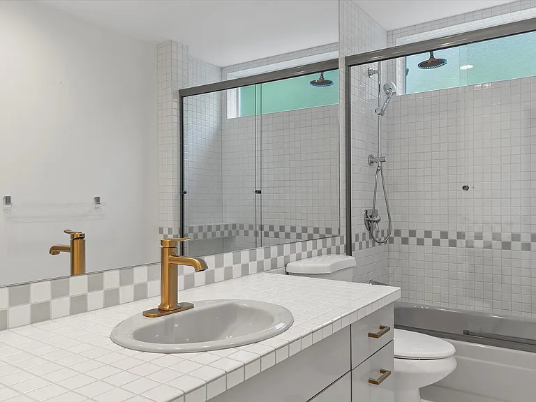 4812 Lake Washington Blvd NE — Photo 31