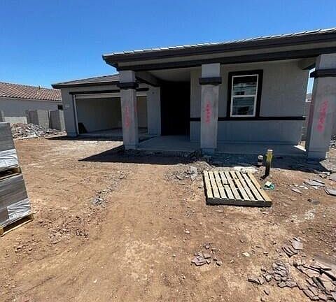 4th image of 2049 E BROOKLYN Drive