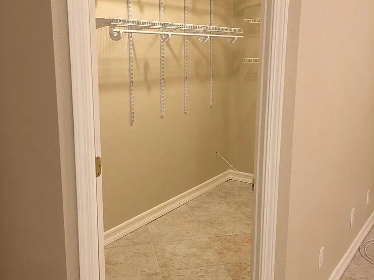 22485 Spur Brook Dr — Photo 32