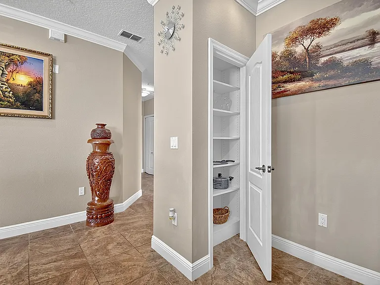 115 Riverview Bnd S #2121 — Photo 8