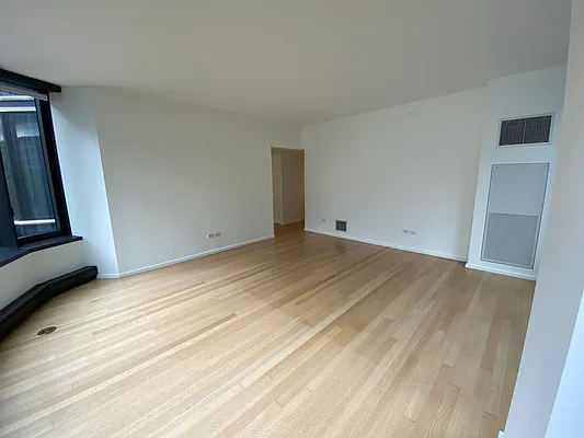 Rented by Furumoto Realty of New York City Inc | media 15