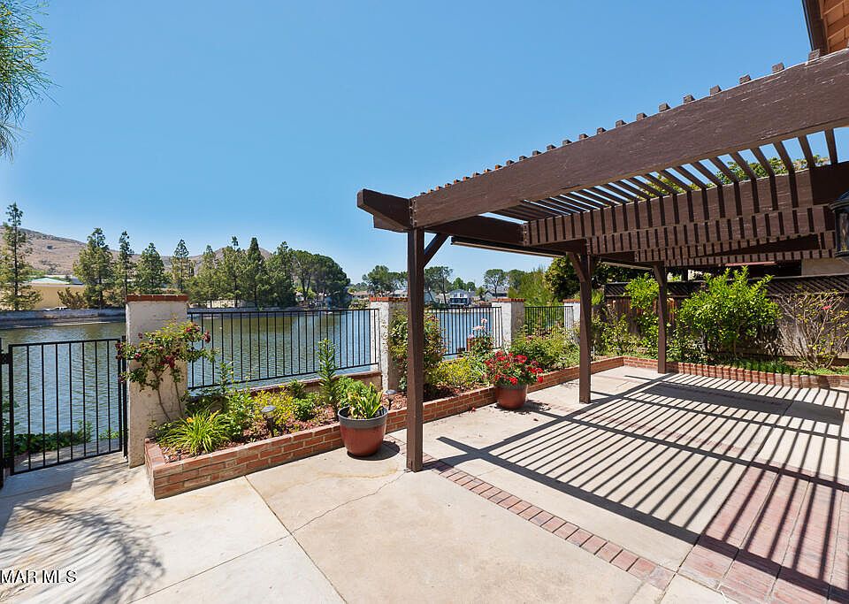 1st image of 30608 Lakefront Dr