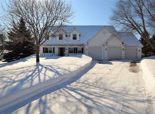1139 Chapel Hill Cir, Green Bay, WI 54313