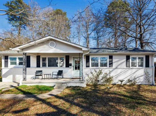 141 Vann Cir, Trussville, AL 35173