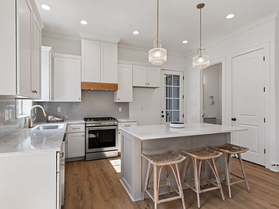 2nd image of 115 Gaunt Ln #802