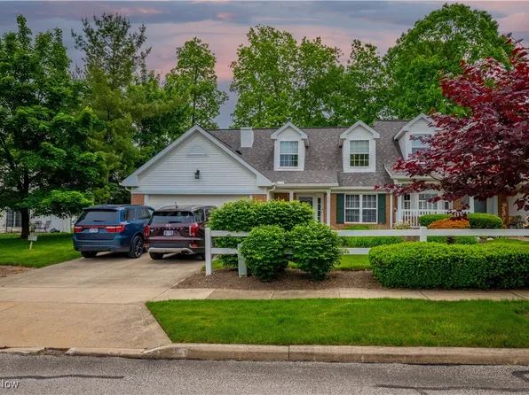 3347 Reserve Dr #36, Cuyahoga Falls, OH 44223