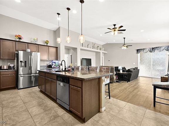 3rd image of 5444 White Barn Ct