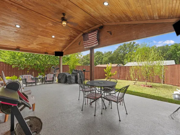 6317 Briarknoll Dr, Garland, TX 75043